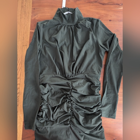 Revolve Susana Monaco mock gathered dress NWT size XL Color Hunter Green - Picture 5 of 9